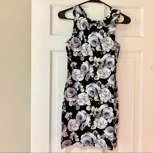 BRAND NEW - flowery dress